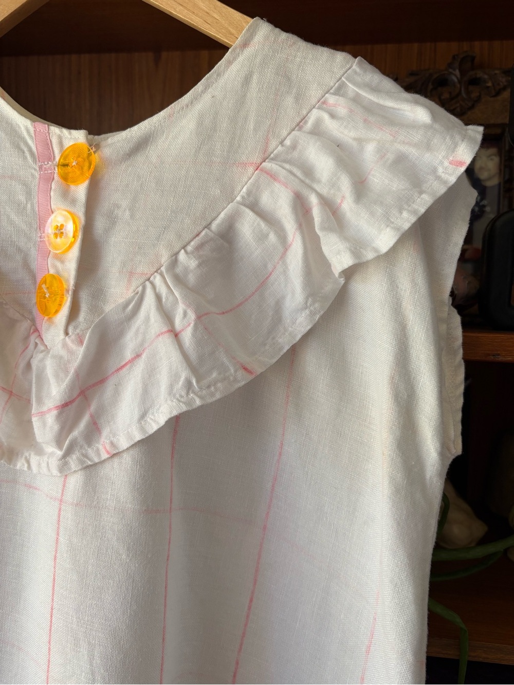 Tony Chestnut Linen Checkboard Ruffle Top M